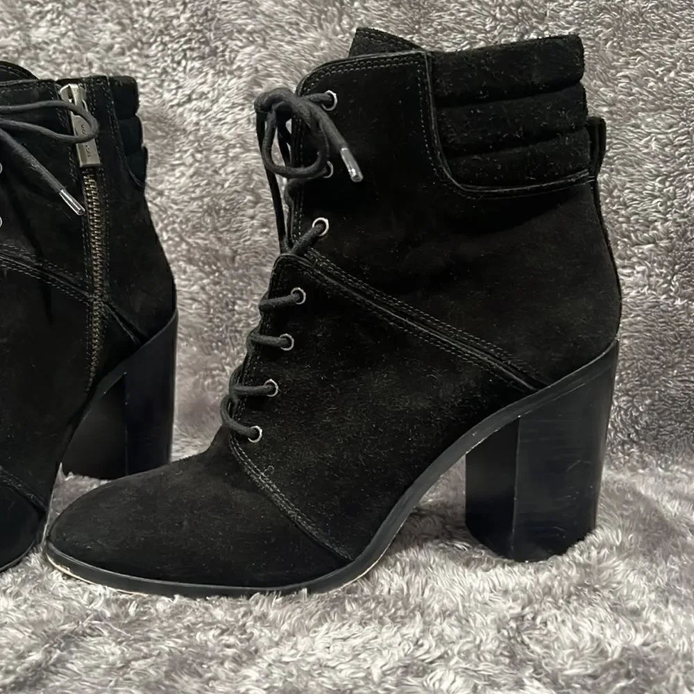 Michael Kors Black Thatcher Womens Lace-Up Suede Ankle Combat Boots Size 8M